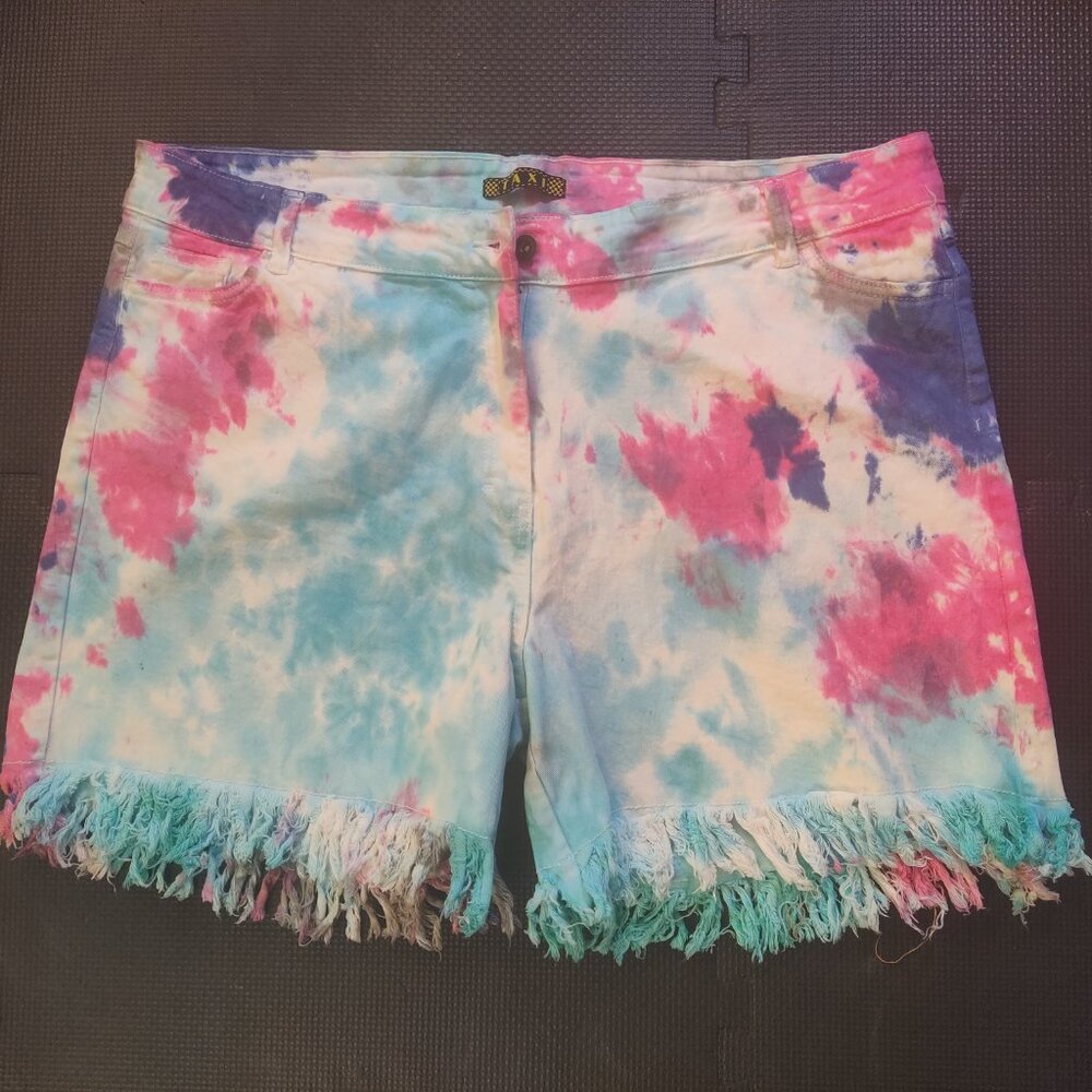 TAXI Tie Dye Shorts size 2X